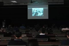 按照黨史學習教育工作安排， 4月16日下午組織公司黨員干部，在東五樓會議室集中觀看抗美援朝題材電影《金剛川》， 黨員干部追憶中國人民志愿軍雄赳赳、氣昂昂，跨過鴨綠江奔赴