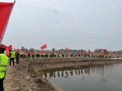 為 有效 應對 汛期有可能的 突發事件 、 提高現場人員消防安全應急能力 ，確保施工人員人身和財產安全 ， 5月10日，金堤河水源保障綜合提升工程（二期）（以下簡稱金堤河清淤工程